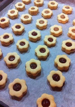 Una foto de Galletitas con mermeladas