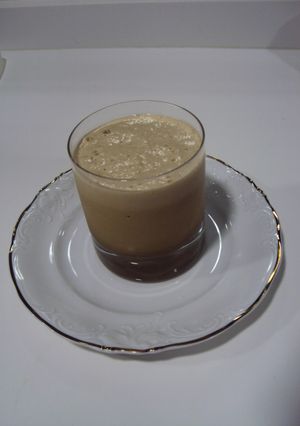 Una foto de Helado de crema de café Thermomix