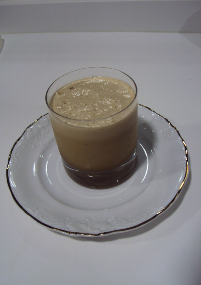 Una foto de Helado de crema de café Thermomix