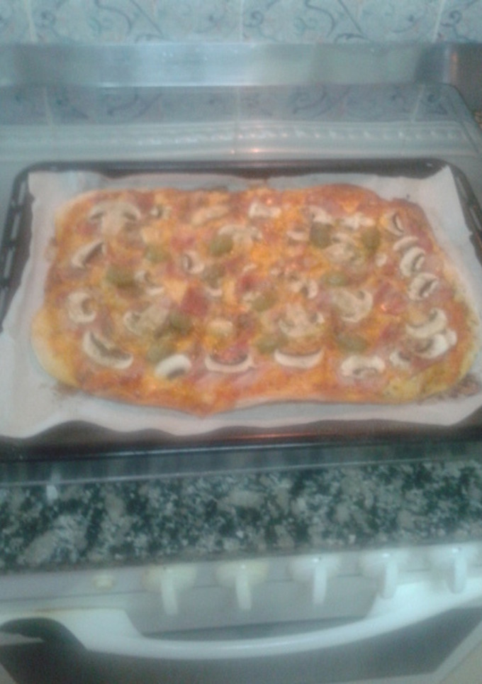 Una foto de Pizza de beicon casera