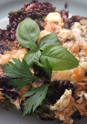 Una foto de Pastel de arroces, salchicha y espinacas