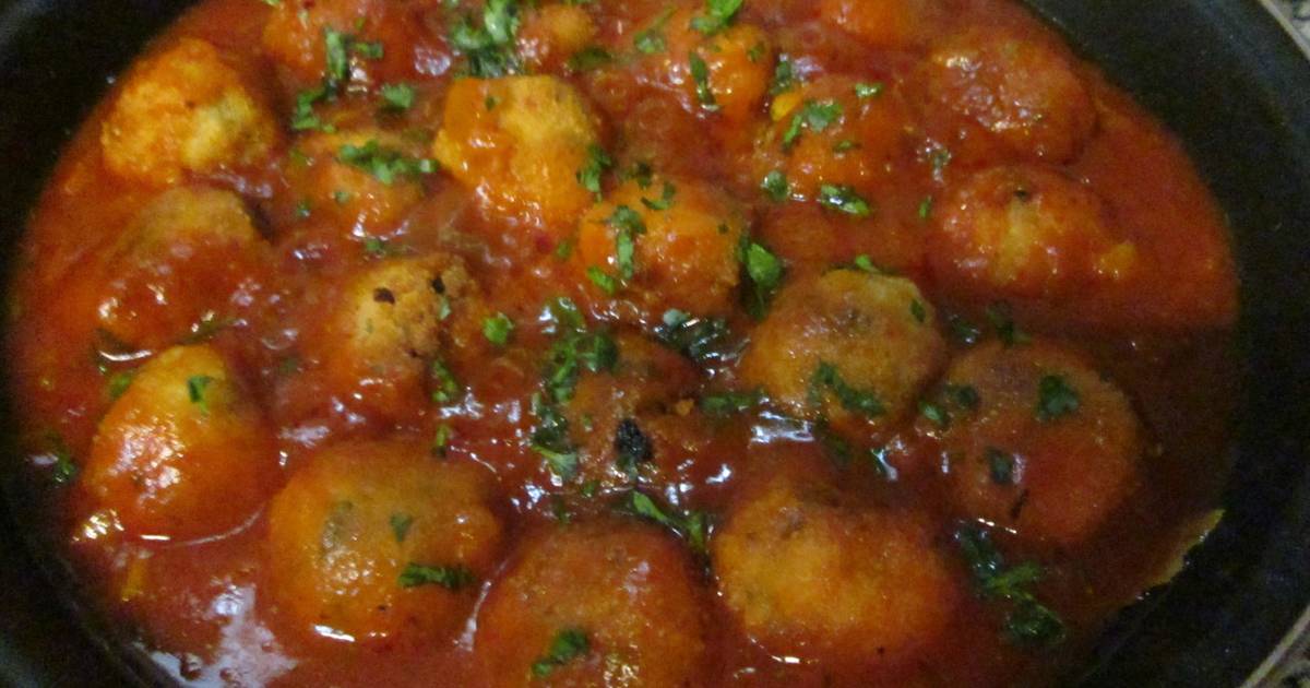 Albóndigas de pollo en salsa napolitana Receta de Gabriela Diez- Cookpad