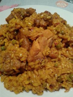 Una foto de Arroz de pollo con cerdo