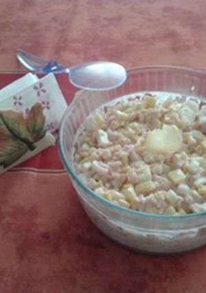 Una foto de Ensalada de pechuga de pollo con piña