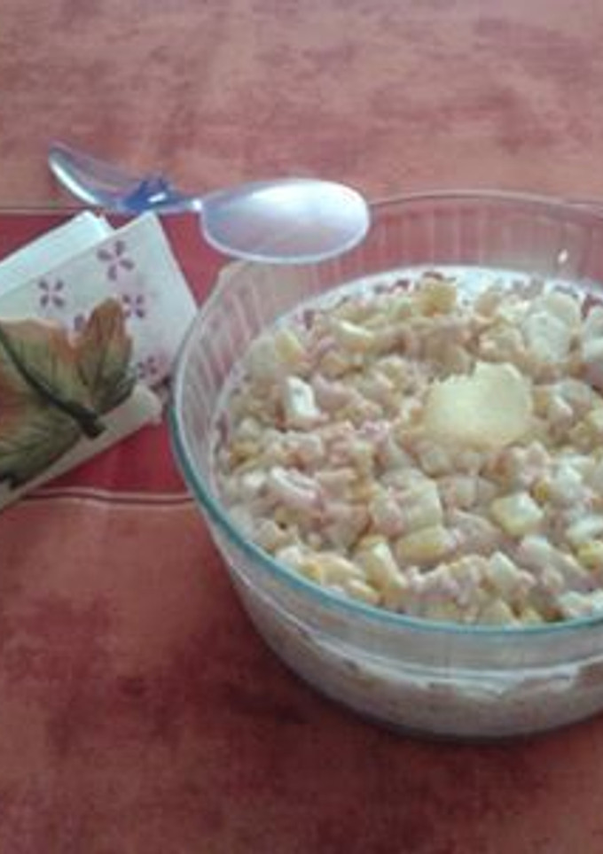 Una foto de Ensalada de pechuga de pollo con piña