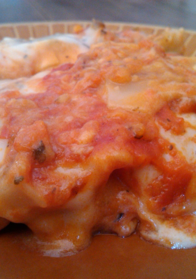 Una foto de Lasaña de verduras con bechamel y salsa de tomate