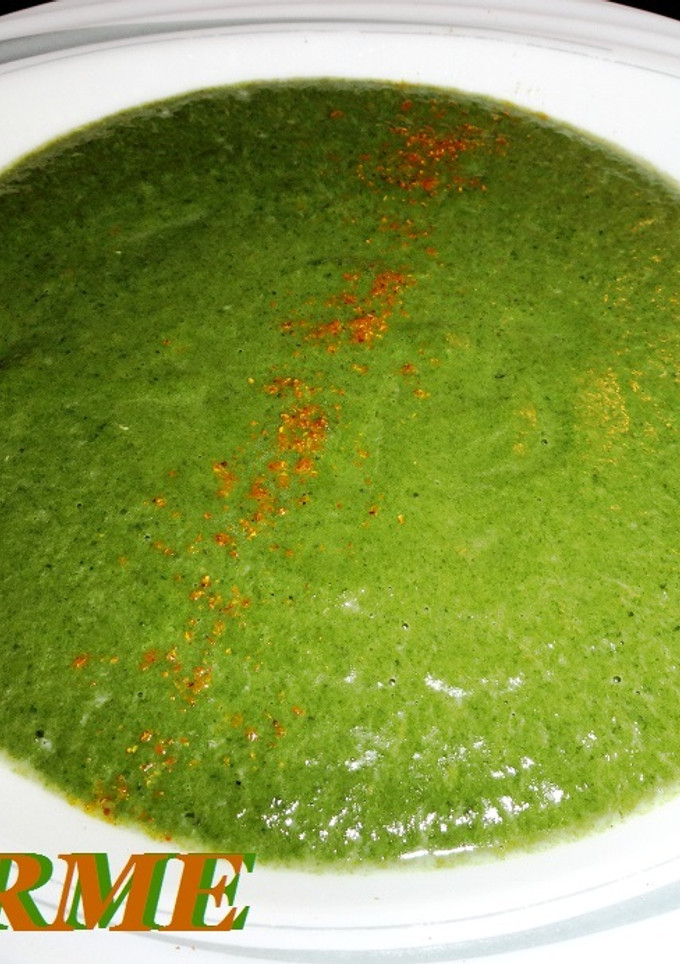 Una foto de Crema de acelgas y berenjena