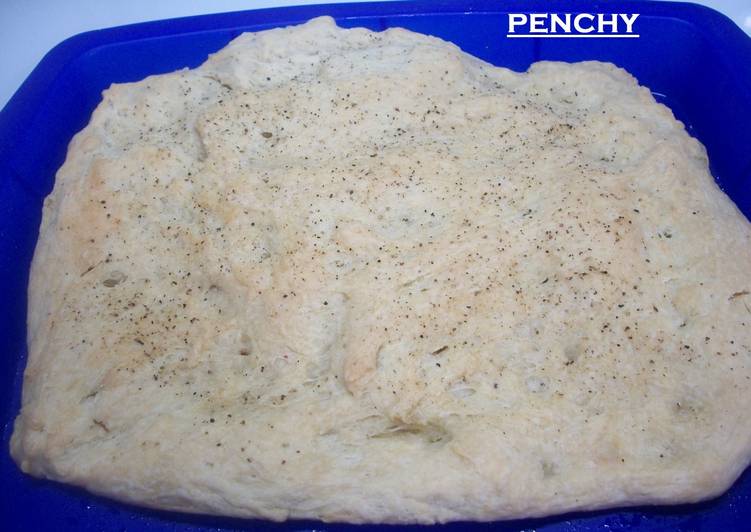 Focaccia blanca a la pimienta