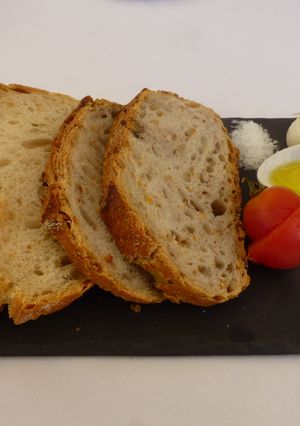 Una foto de Para picar tostadas con jamón