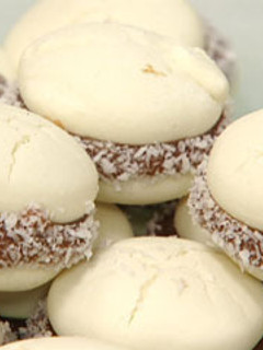 Una foto de Alfajores de maizena apto celíacos