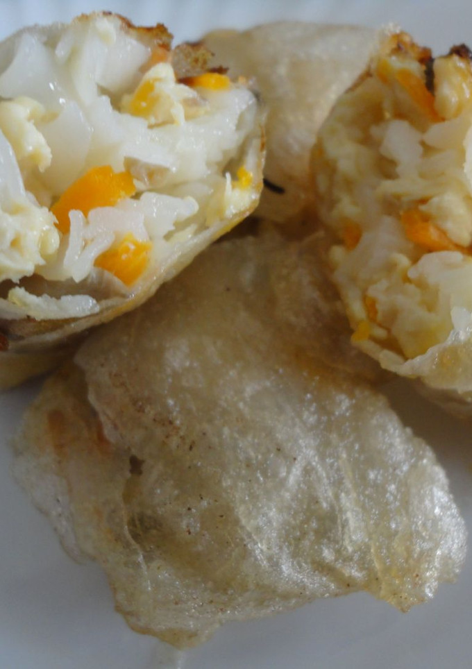 Una foto de Nems de pollo y champiñones