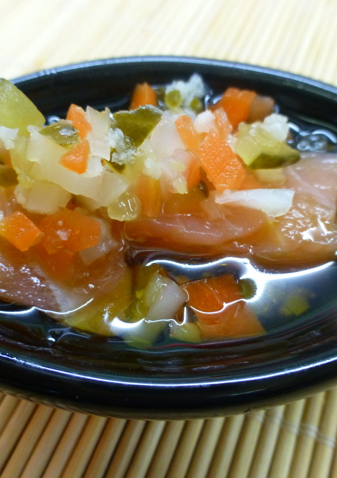 Una foto de Entrante de salmón ahumado y soja