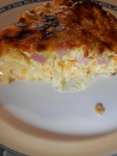 Una foto de Pastel de puerros, calabacín y jamón york