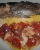 Trucha asalmonada con jamón ibérico a la sal