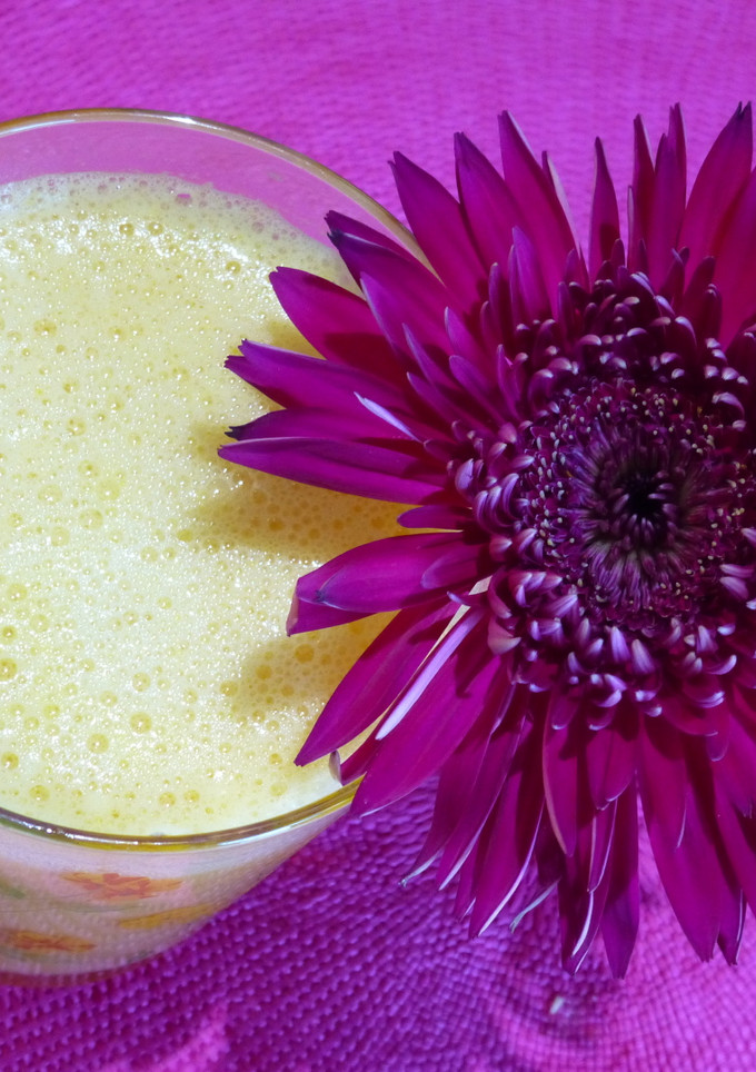 Una foto de Zumo de melón, pera y naranja