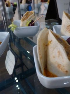 Una foto de Tortitas de maíz con atún y pimientos