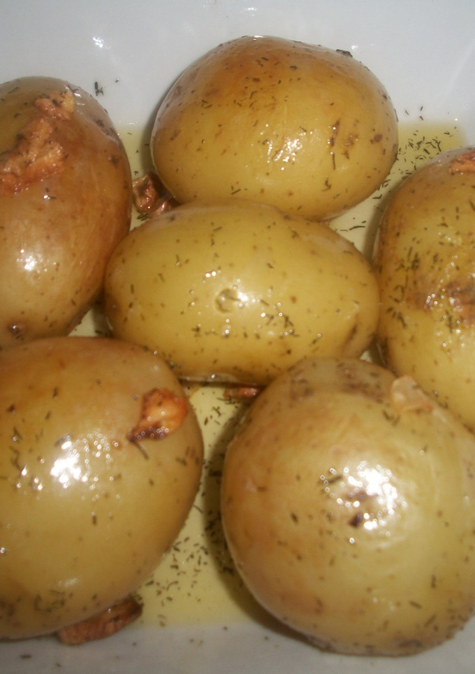 Una foto de Patatas salteadas al eneldo
