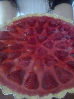 Una foto de Tarta de frutillas fácil y rápida