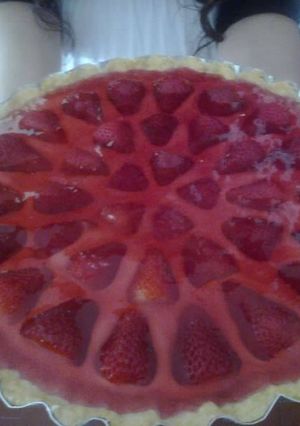 Una foto de Tarta de frutillas fácil y rápida