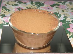 Una foto de Mousse de palta y cacao