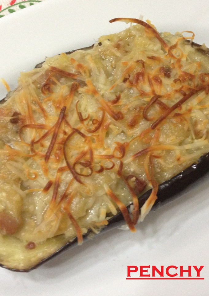 Una foto de Berenjenas rellenas con jamón ibérico al parmesano