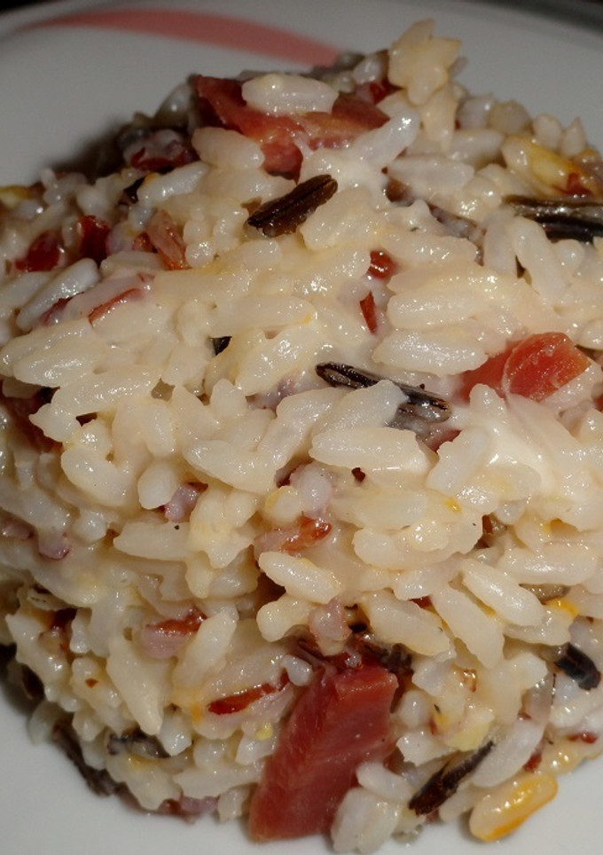 Una foto de Arroz cremoso con jamón serrano