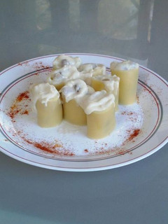 Una foto de Paccheri con bechamel de setas