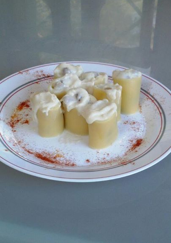 Una foto de Paccheri con bechamel de setas