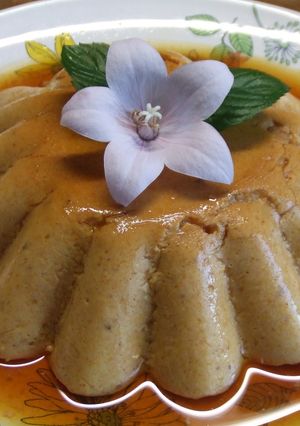 Una foto de Budín flan de caqui al aroma de mandarina