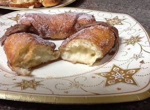 Foto principal de Xuxos de crema pastelera y azúcar
