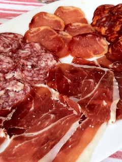 Una foto de Plato de ibérico