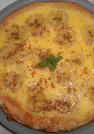 Una foto de Tartaleta de crema casera con plátano a la canela