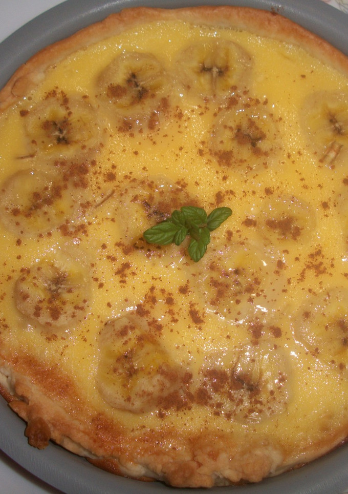Una foto de Tartaleta de crema casera con plátano a la canela