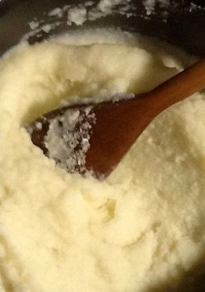 Una foto de Puré de papas Maggi