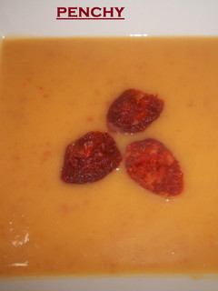Una foto de Crema de puerros con chorizo ibérico