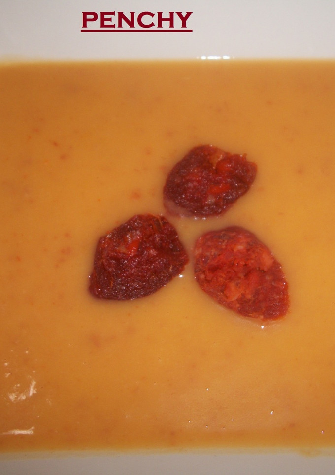 Una foto de Crema de puerros con chorizo ibérico