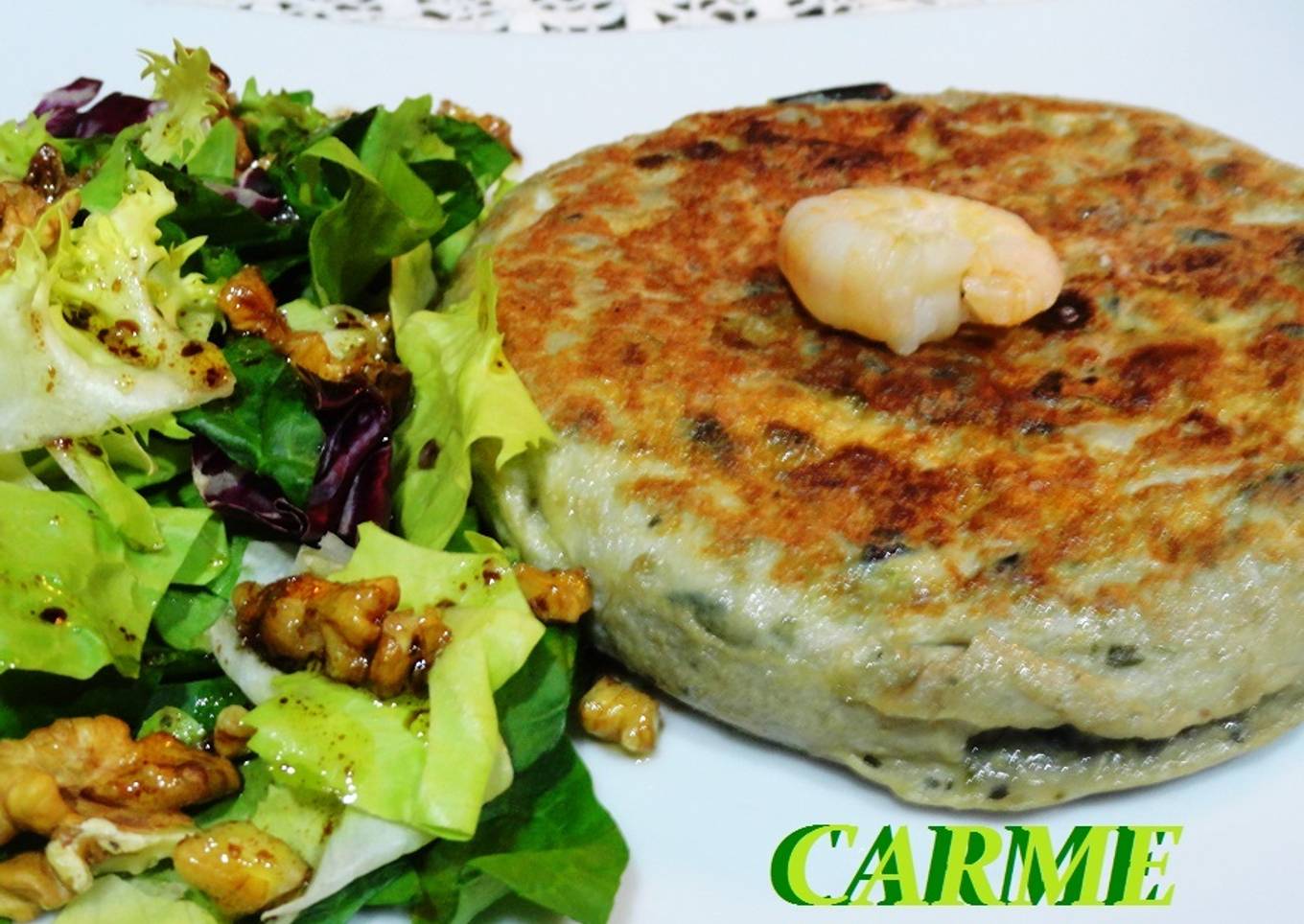 Tortilla de berenjena con langostinos<br />