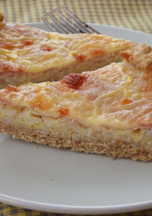 Una foto de Quiche rellena de jamón, queso y arroz