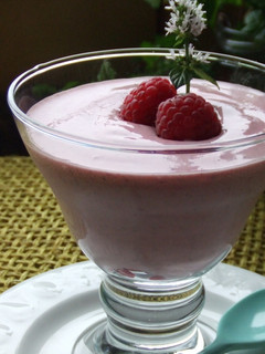 Una foto de Espuma de frambuesas frescas