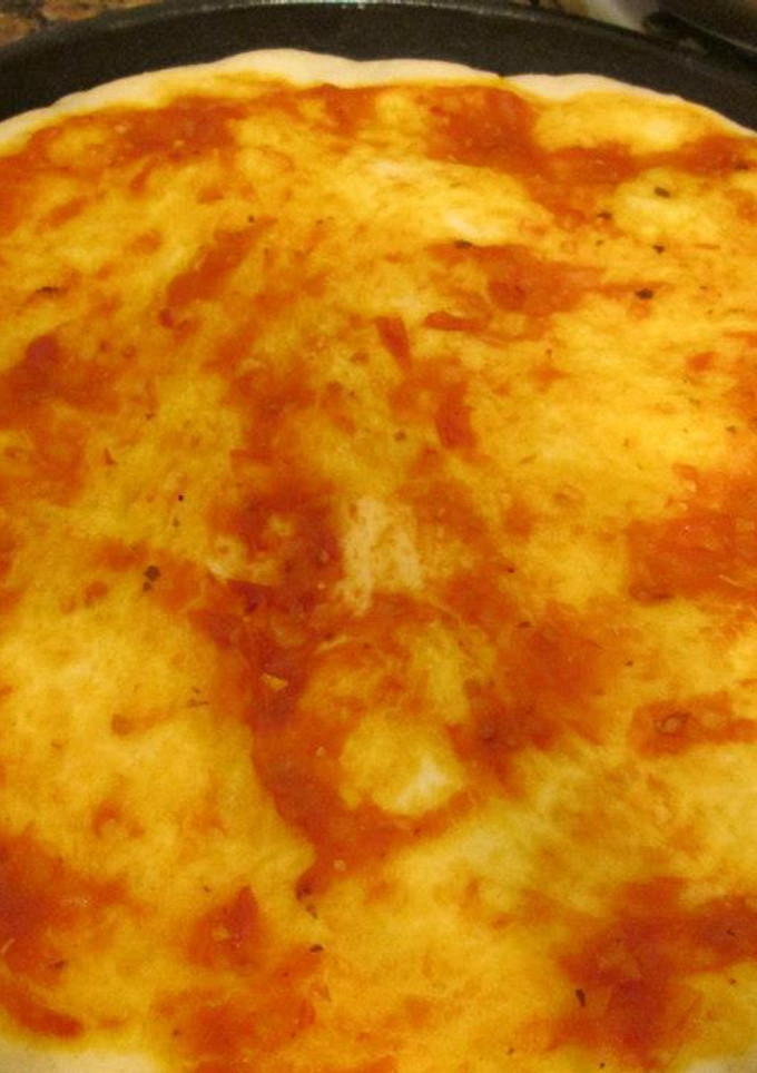 Una foto de Pizza con harina Pureza con levadura (prepizza fácil y rápida)