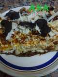 Postre fabuloso de cheesecake y tiramisú