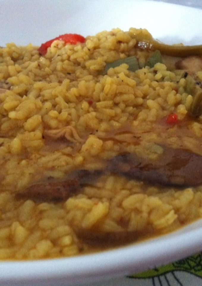 Una foto de Arroz con conejo y setas