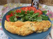 Una foto de omelette relleno