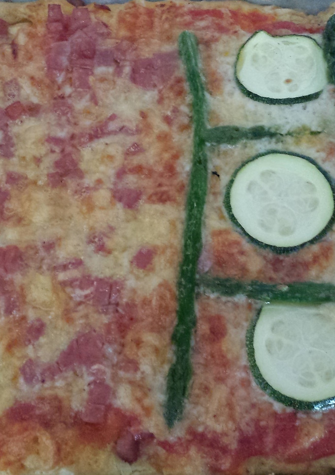 Una foto de Pizza mixta