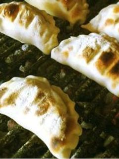 Una foto de Empanadas a la parrilla