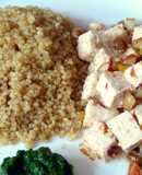 Tofu con quinoa y salsa de espinacas