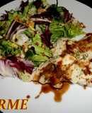 Ensalada con supremas de pollo a la papillotte