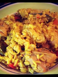 Una foto de Arroz con salteado de verduras y pollo