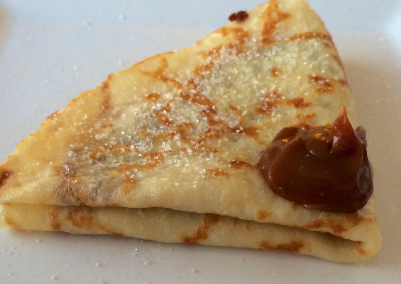 Crepes suzette con dulce de leche