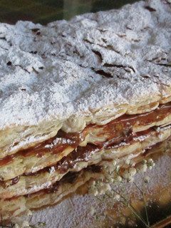 Una foto de Mil hojas con dulce de leche súper exprés